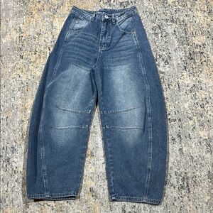 High Rise Barrel Jeans - size small NWOT